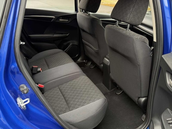 Used Honda Jazz 2016 for sale - 76255349: Photo 16
