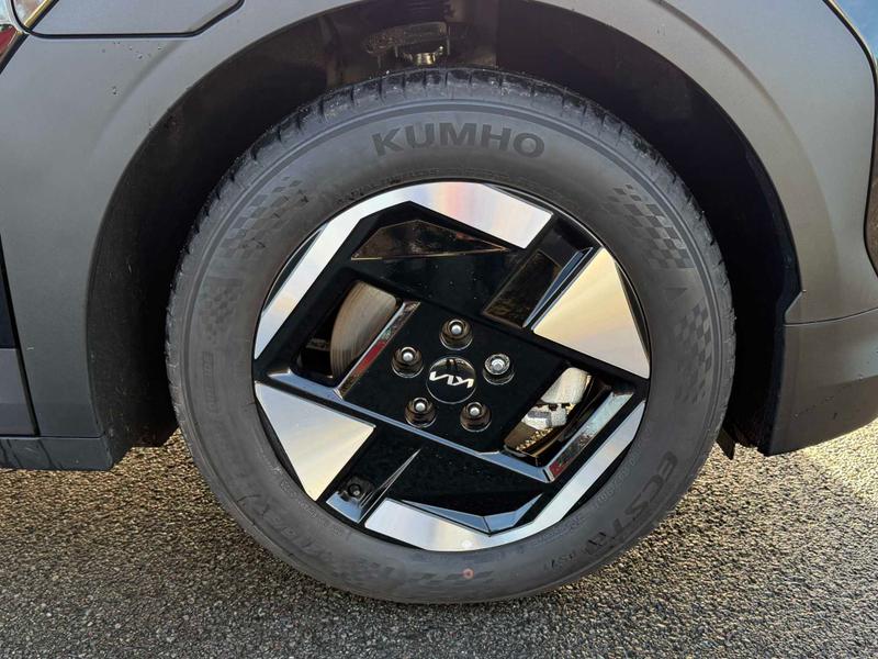 Used Kia EV3 2025 for sale - 76895521: Photo 9