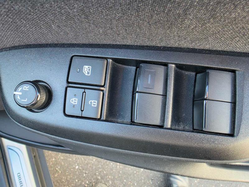 Used Toyota Yaris Cross 2023 for sale - 77934959: Photo 18