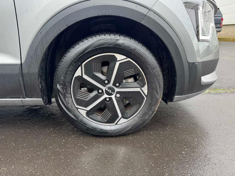 Used Kia Niro 2024 for sale - 76494535: Photo 2