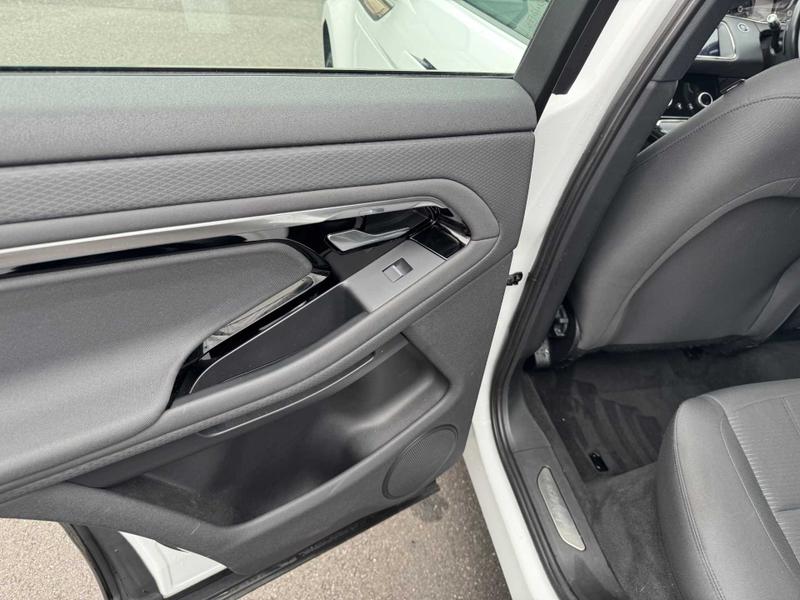 Used Land Rover Range Rover Evoque 2019 for sale - 76738936: Photo 39