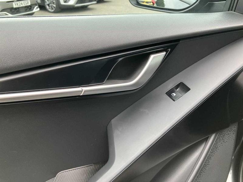 Used Kia Niro 2024 for sale - 76494524: Photo 15