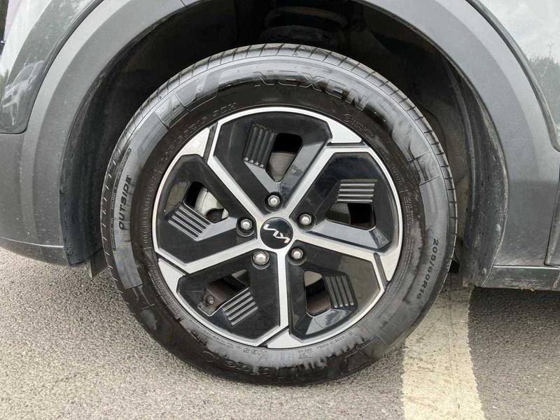 Used Kia Niro 2024 for sale - 76494524: Photo 8