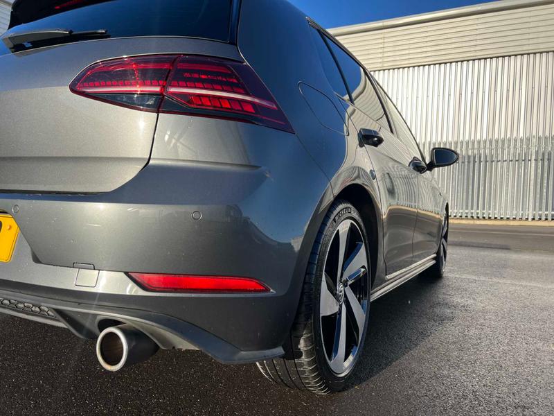 Used Volkswagen Golf 2019 for sale - 76882579: Photo 14