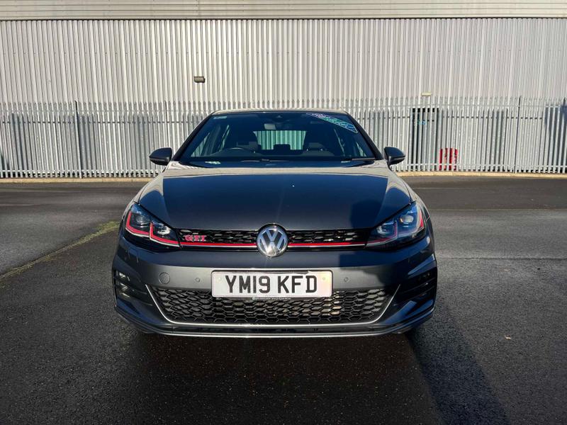 Used Volkswagen Golf 2019 for sale - 76882579: Photo 2