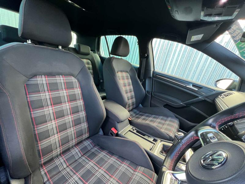 Used Volkswagen Golf 2019 for sale - 76882579: Photo 22