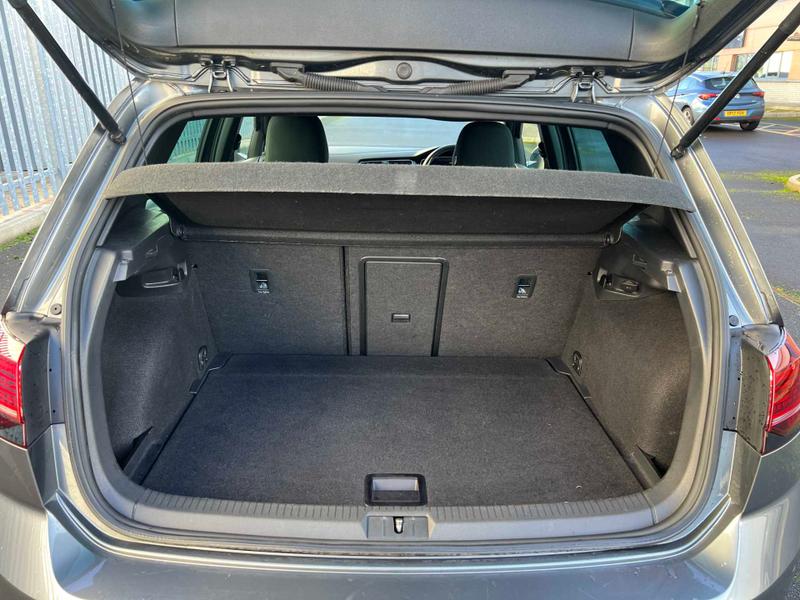 Used Volkswagen Golf 2019 for sale - 76882579: Photo 26