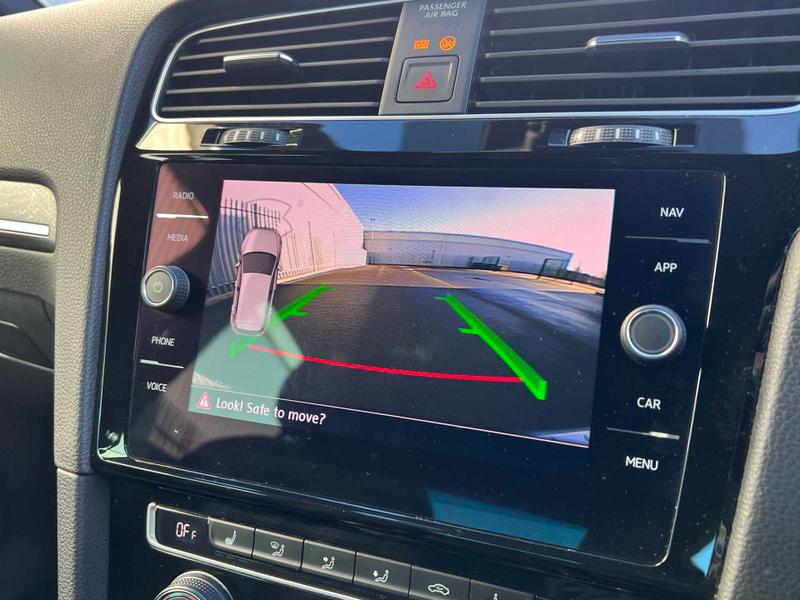 Used Volkswagen Golf 2019 for sale - 76882579: Photo 29