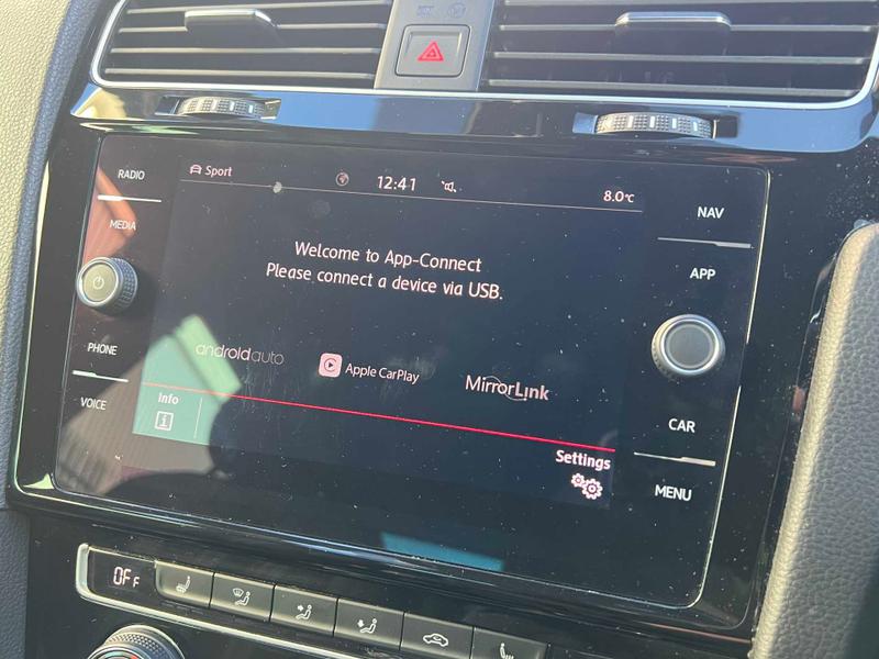 Used Volkswagen Golf 2019 for sale - 76882579: Photo 30