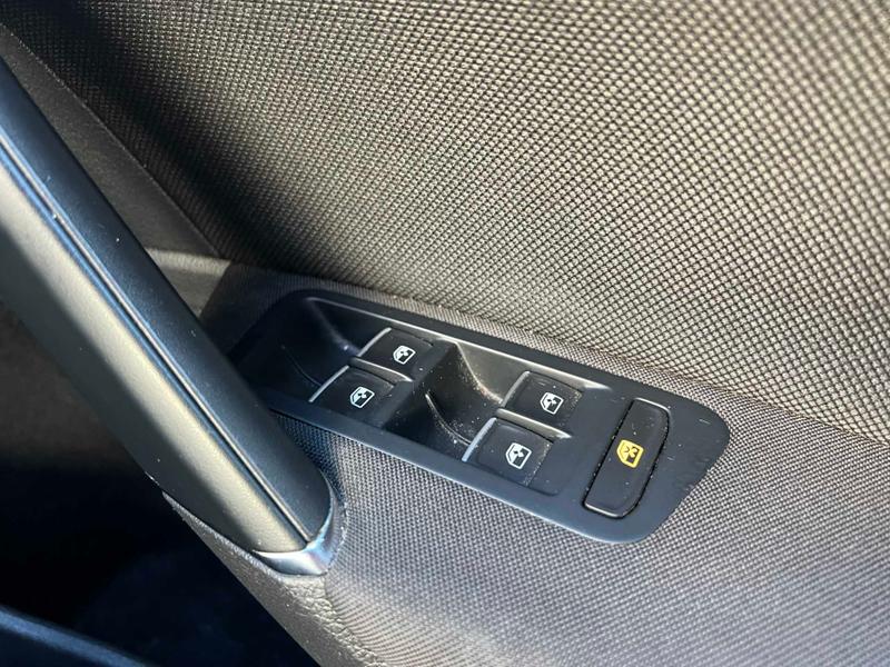 Used Volkswagen Golf 2019 for sale - 76882579: Photo 35