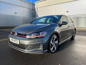 Used Volkswagen Golf 2019 for sale - 76882579: Photo