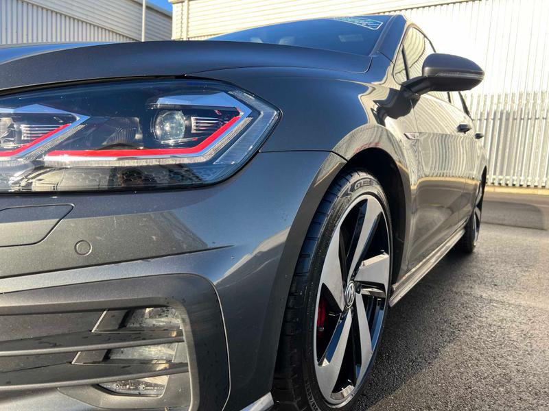 Used Volkswagen Golf 2019 for sale - 76882579: Photo 5