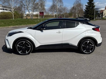 Used Toyota C-HR 2022 for sale - 78048954: Photo