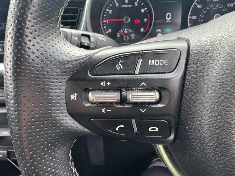 Used Kia Stonic 2023 for sale - 75997406: Photo 26