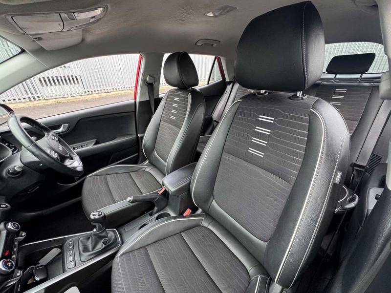Used Kia Stonic 2023 for sale - 75997406: Photo 39