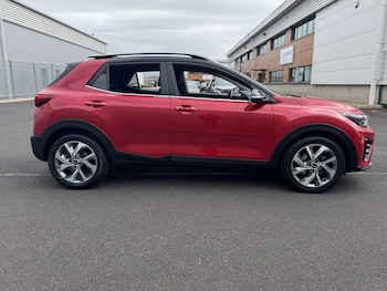 Used Kia Stonic 2023 for sale - 75997406: Photo