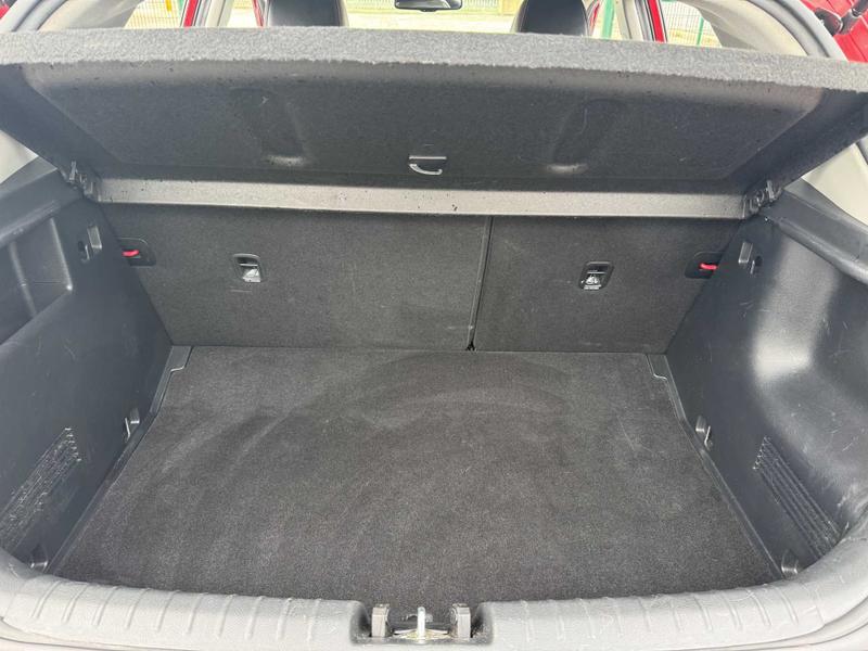 Used Kia Stonic 2023 for sale - 75997406: Photo 9