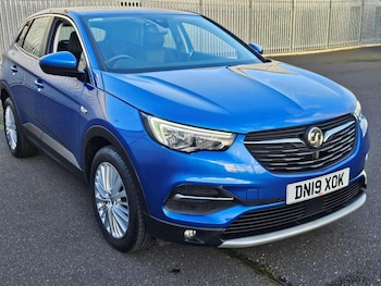 2019 - 1.2 Turbo Tech Line Nav 5dr