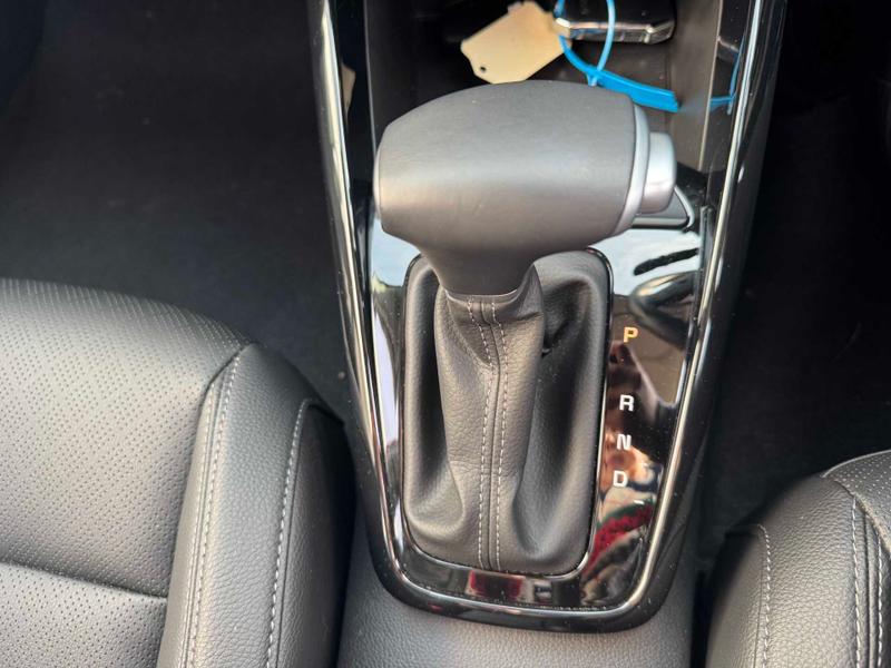 Used Kia Stonic 2024 for sale - 77407133: Photo 32