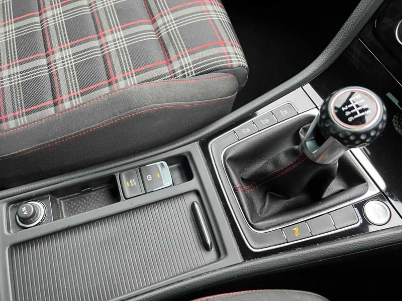 Used Volkswagen Golf 2019 for sale - 76580854: Photo 32