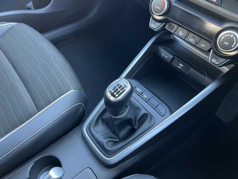 Used Kia Stonic for sale - 76017185: Photo 32