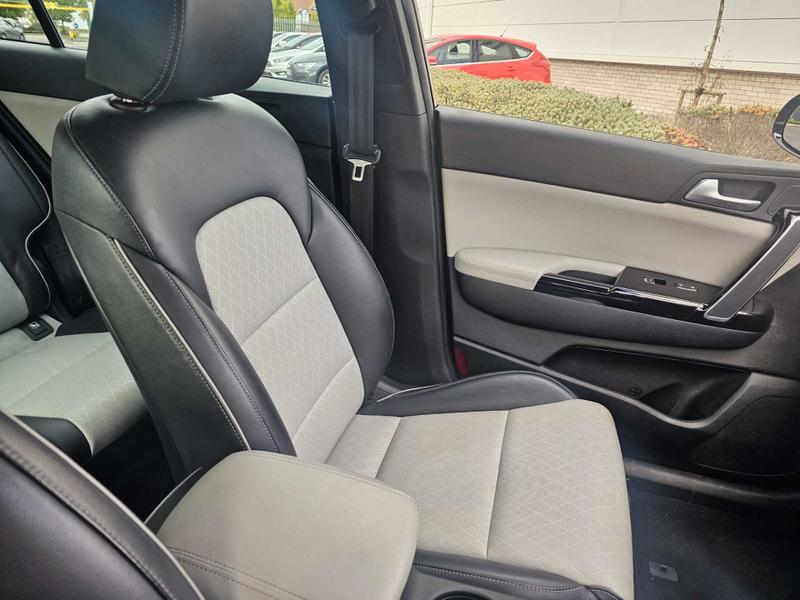 Used Kia Sportage 2021 for sale - 76302699: Photo 40