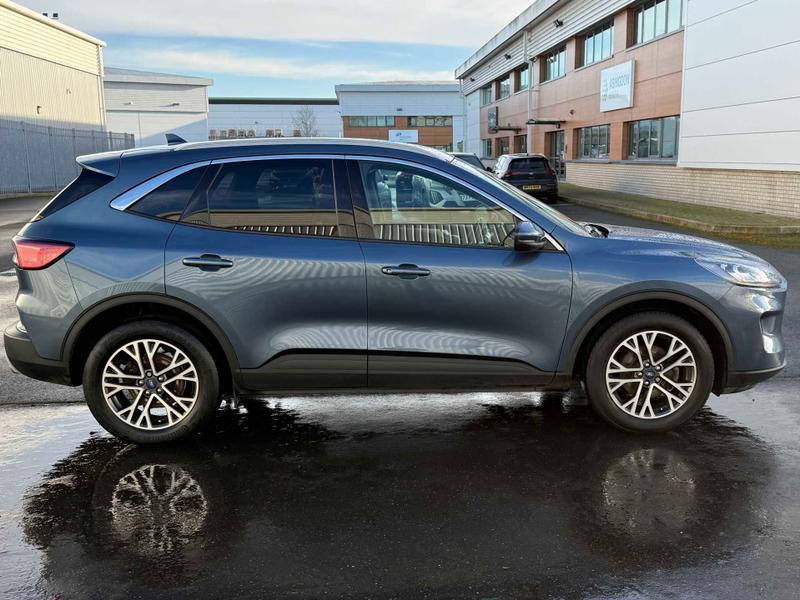 Used Ford Kuga 2022 for sale - 77399524: Photo 8