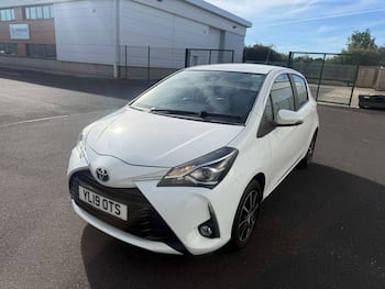 Used Toyota Yaris 2019 for sale - 79534290: Photo