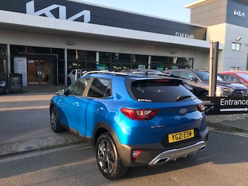 Used Kia Stonic 2021 for sale - 78963739: Photo