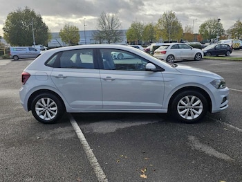 Used Volkswagen Polo 2018 for sale - 76434020: Photo