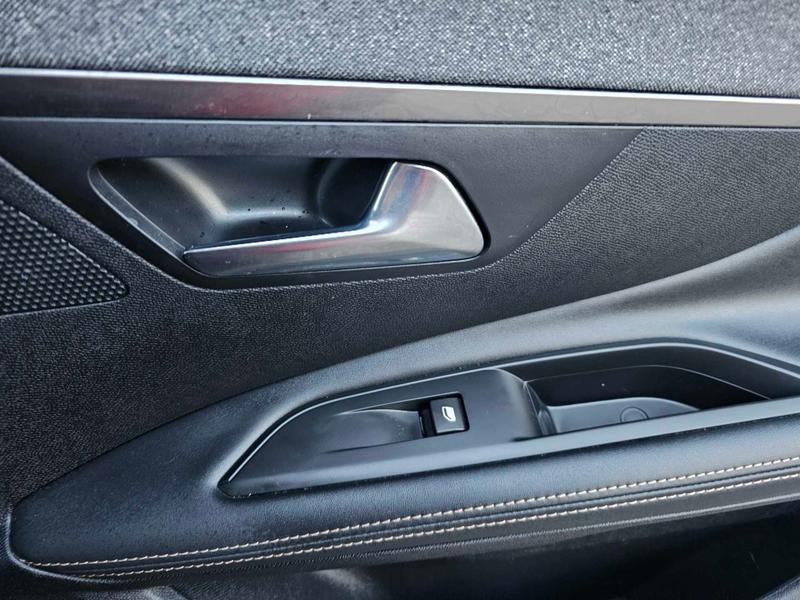 Used Peugeot 3008 2019 for sale - 77063965: Photo 23