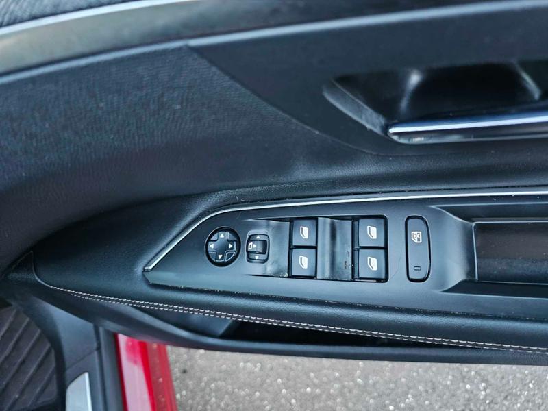 Used Peugeot 3008 2019 for sale - 77063965: Photo 25