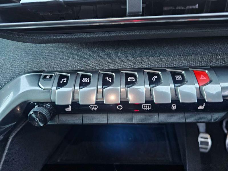 Used Peugeot 3008 2019 for sale - 77063965: Photo 28