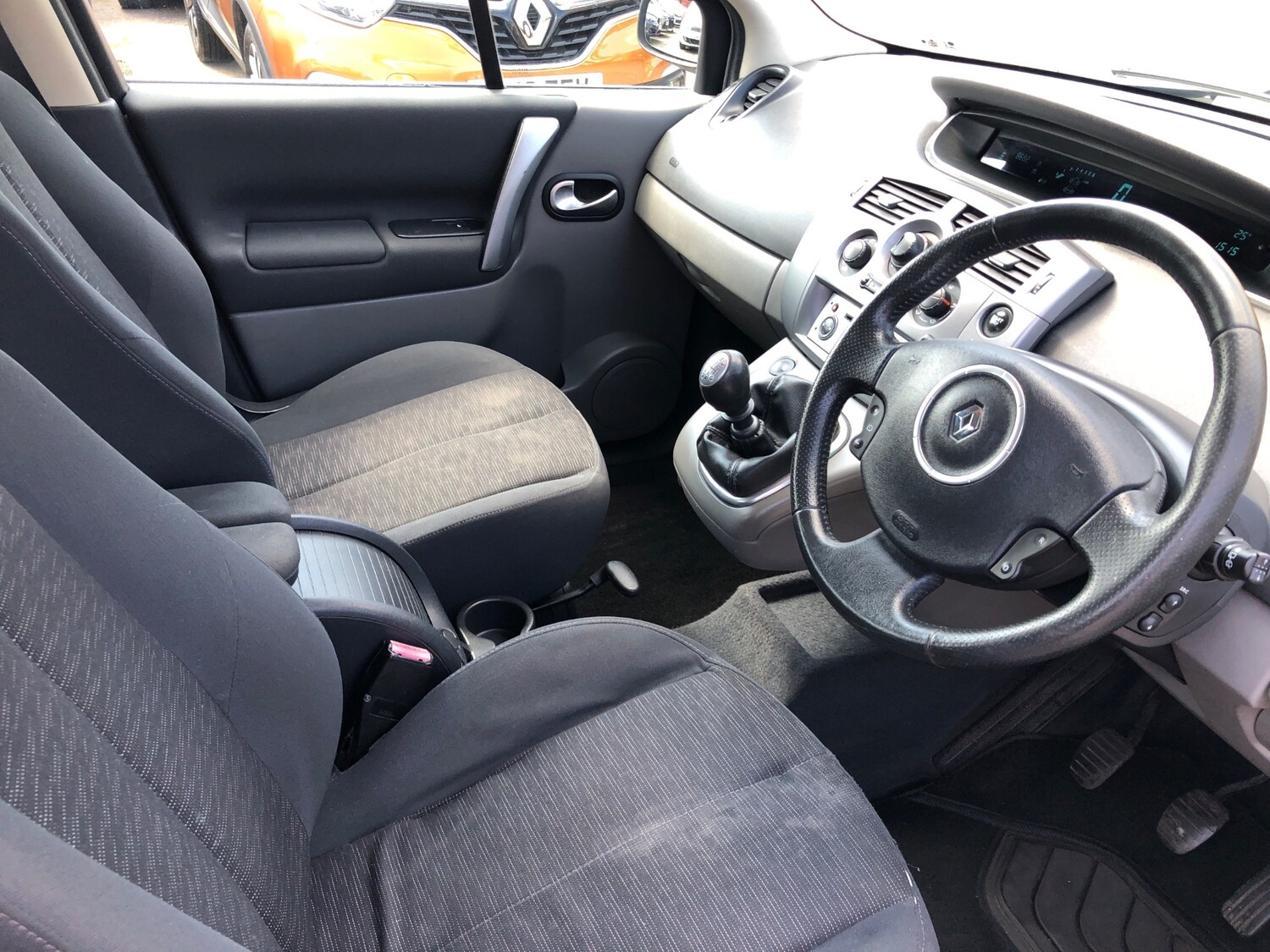 Used Renault Scenic 2007 for sale - 77578132: Photo 8