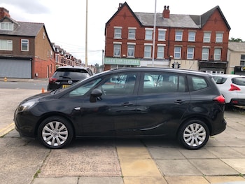 Used Vauxhall Zafira 2016 for sale - 76103981: Photo