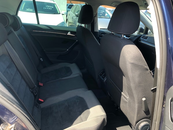 Used Volkswagen Golf 2013 for sale - 76104021: Photo 11