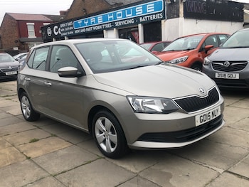 Used Skoda Fabia 2015 for sale - 76265498: Photo