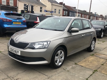 Used Skoda Fabia 2015 for sale - 76265498: Photo