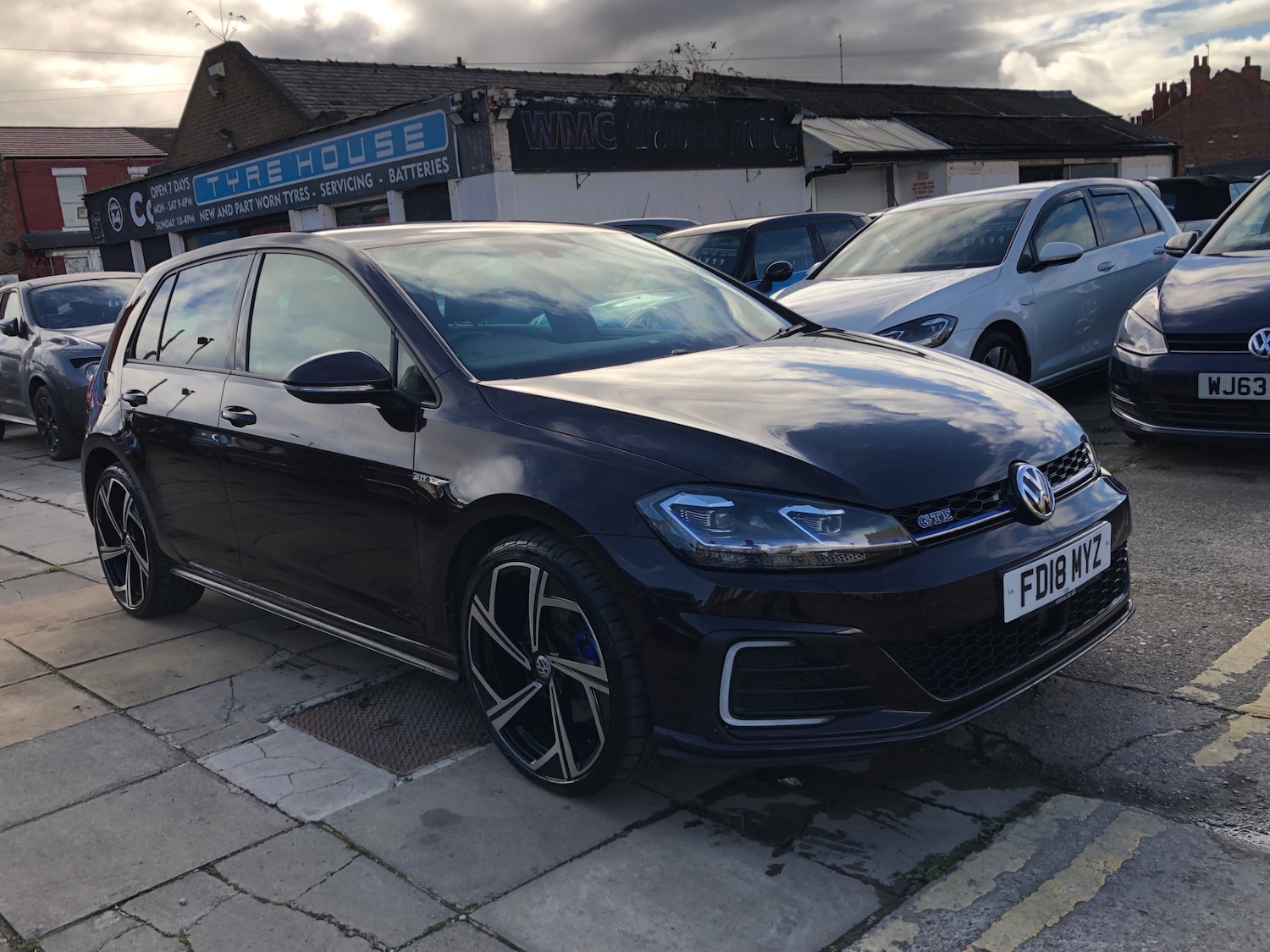 Used Volkswagen Golf 2018 for sale - 76103984: Photo 1
