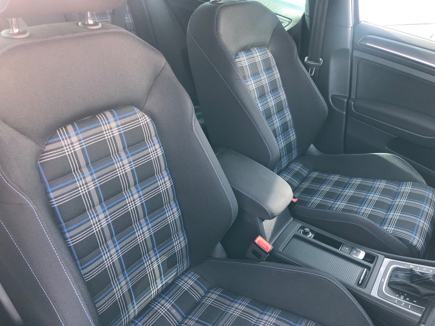 Used Volkswagen Golf 2018 for sale - 76103984: Photo 26