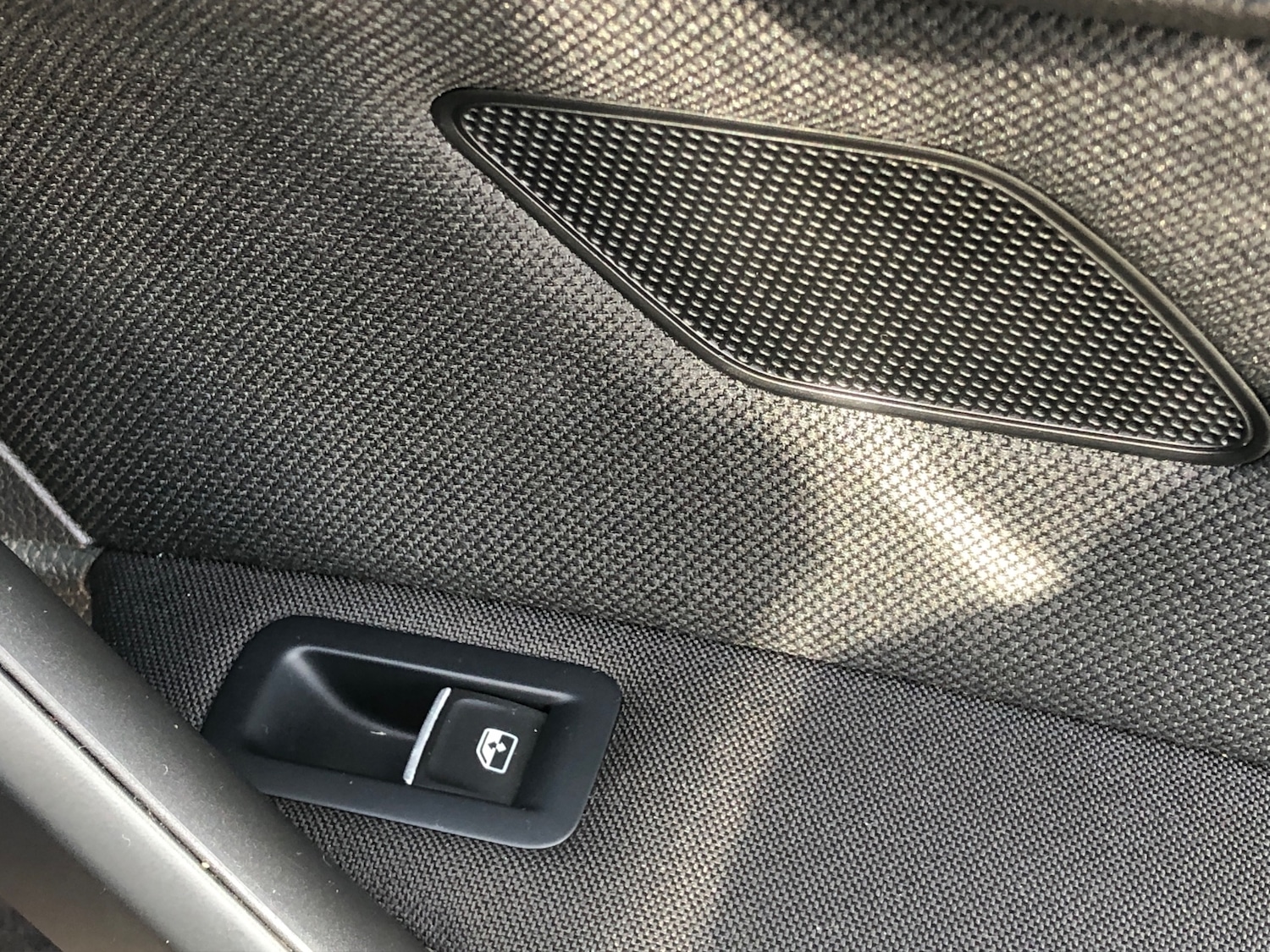 Used Volkswagen Golf 2018 for sale - 76103984: Photo 40