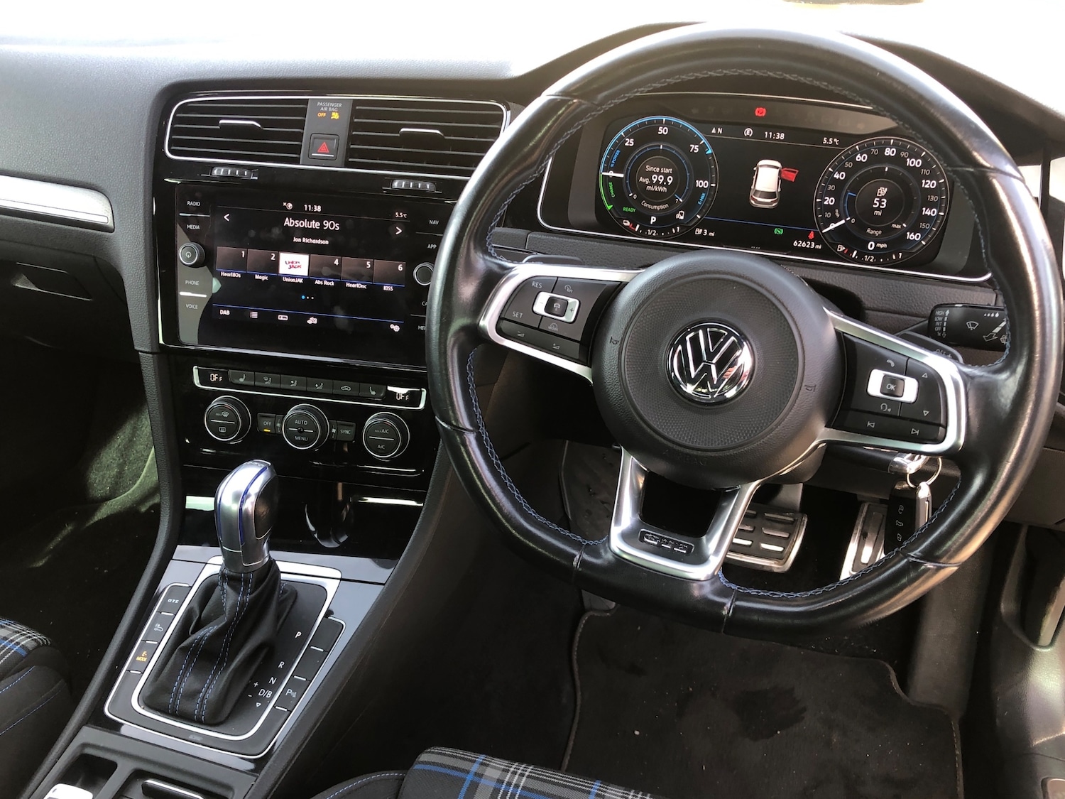 Used Volkswagen Golf 2018 for sale - 76103984: Photo 9