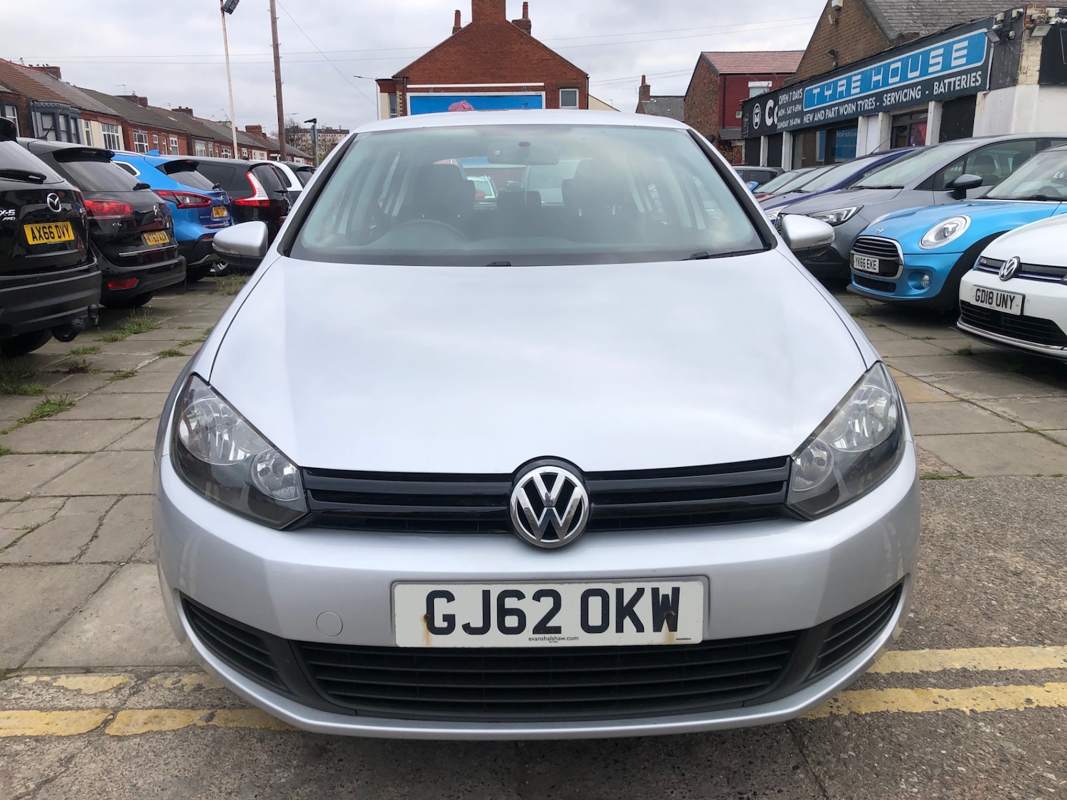 Used Volkswagen Golf 2012 for sale - 76320637: Photo 2