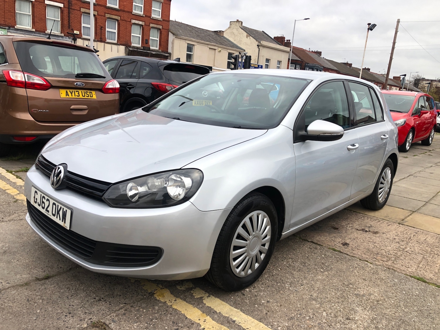 Used Volkswagen Golf 2012 for sale - 76320637: Photo 3