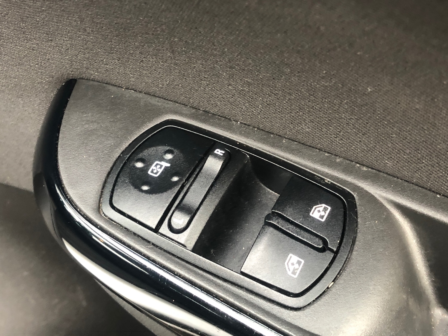 Used Vauxhall Corsa 2015 for sale - 76103972: Photo 19