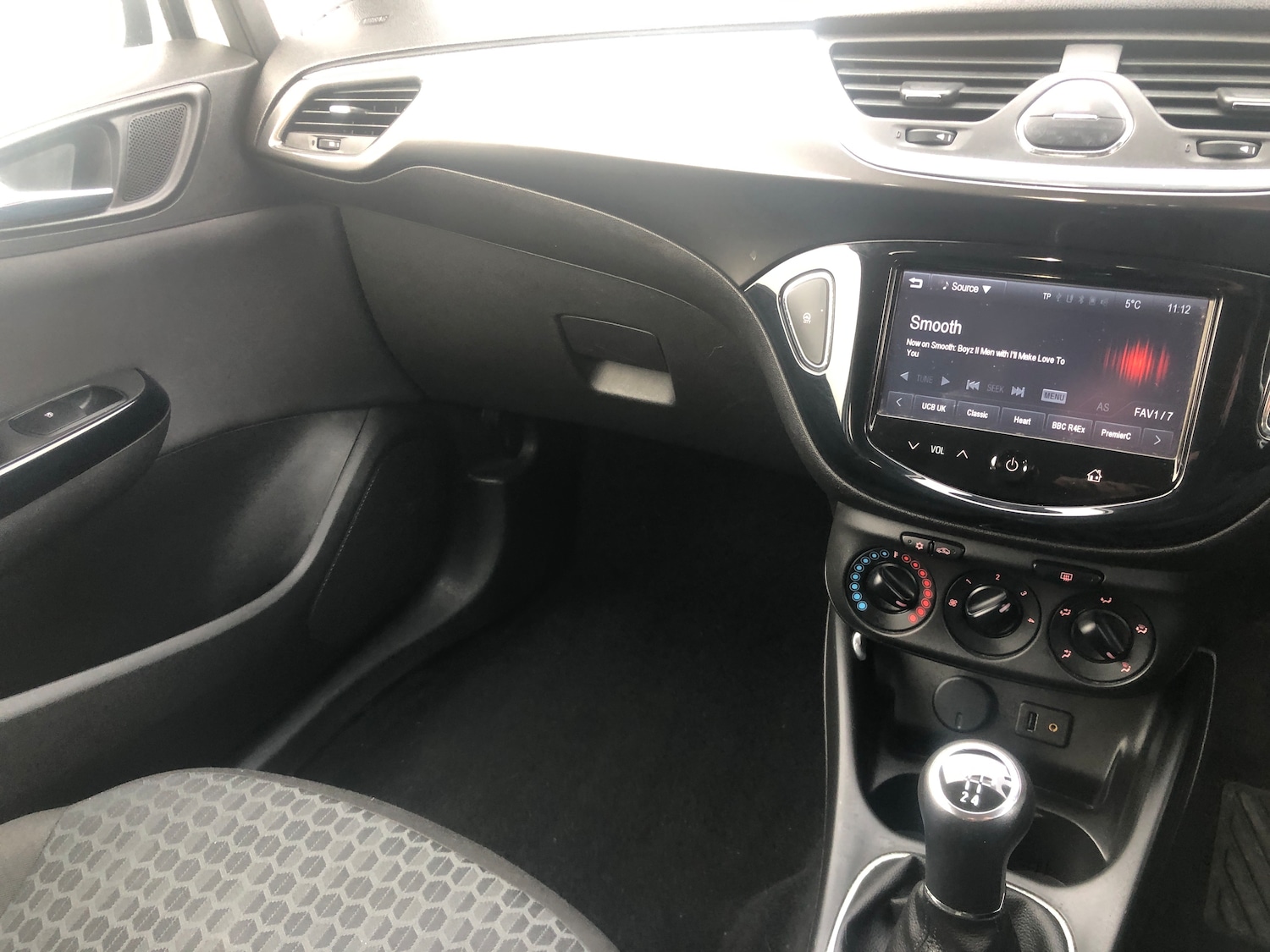 Used Vauxhall Corsa 2015 for sale - 76103972: Photo 9