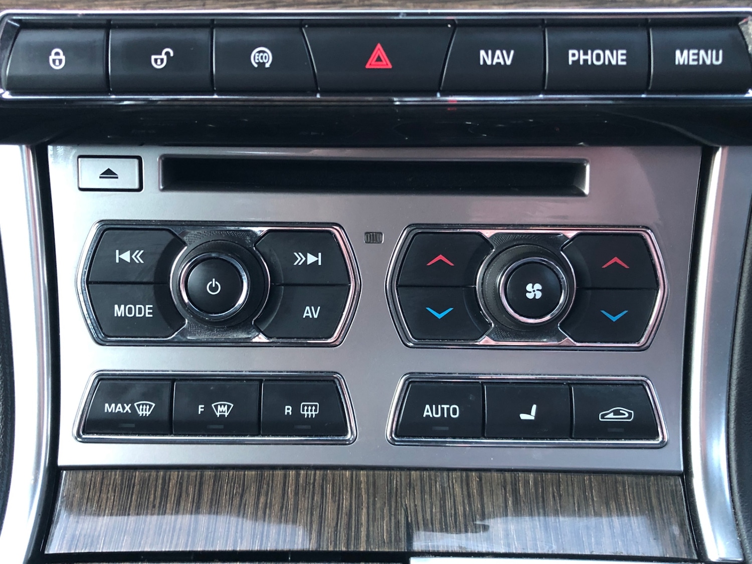 Used Jaguar XF 2015 for sale - 77381220: Photo 13