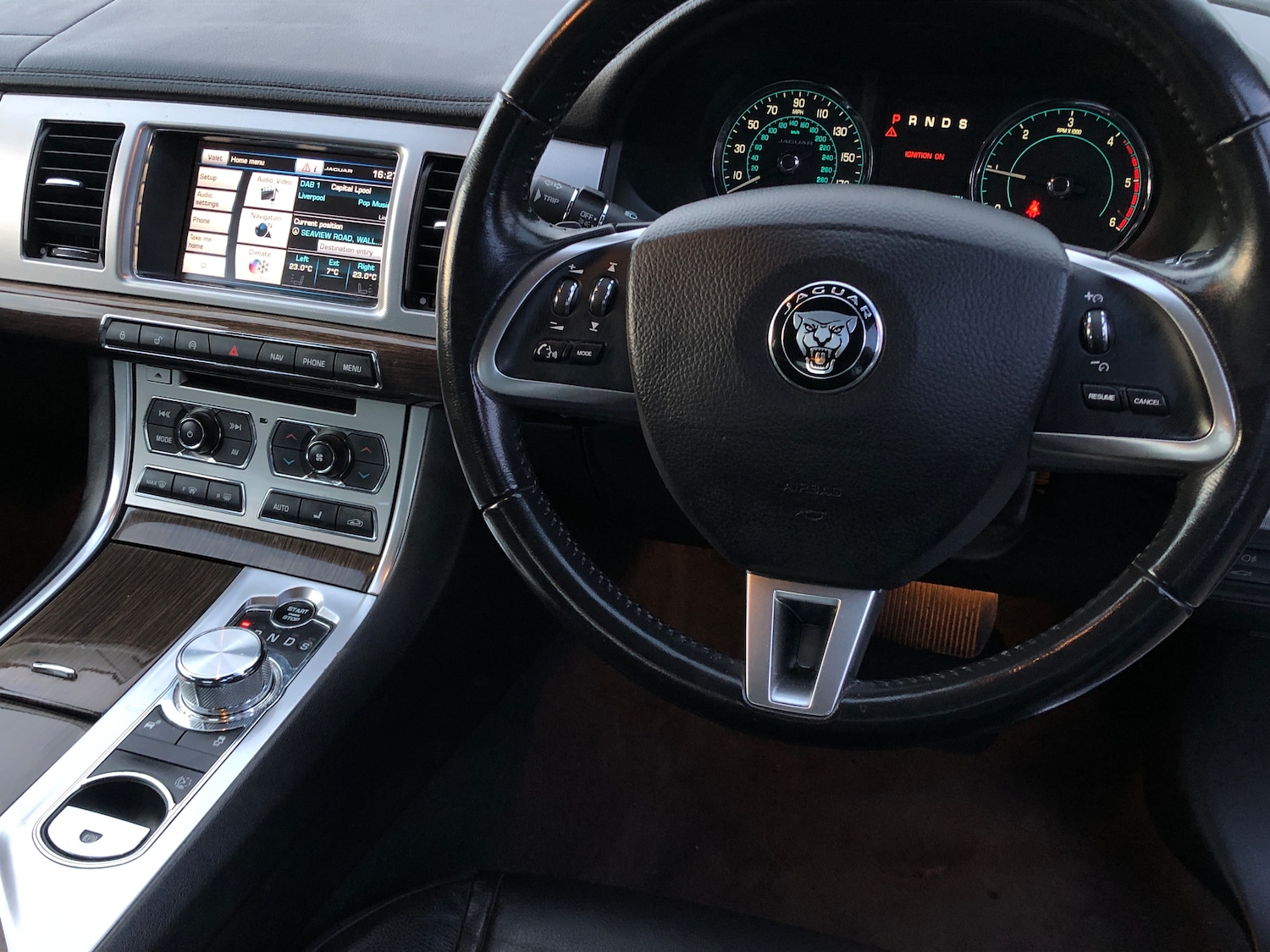 Used Jaguar XF 2015 for sale - 77381220: Photo 9