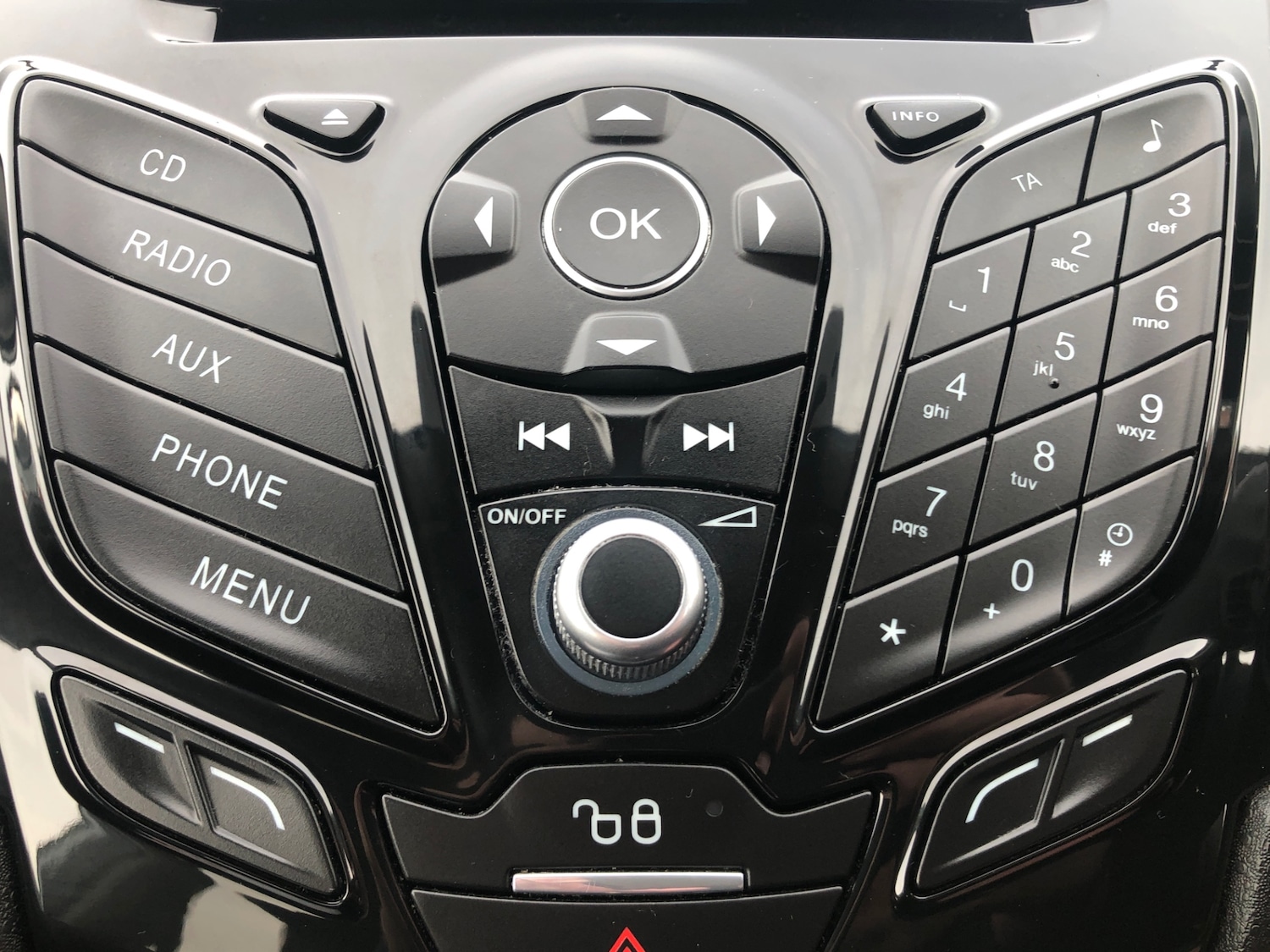 Used Ford Fiesta 2016 for sale - 76117121: Photo 9