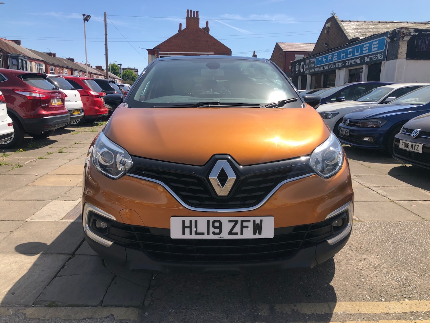 Used Renault Captur 2019 for sale - 76103958: Photo 2